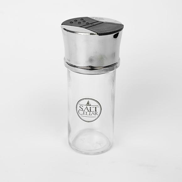 This salt shaker has one hole while the pepper shaker has multiple :  r/mildlyinteresting