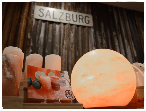 Globe Lamp